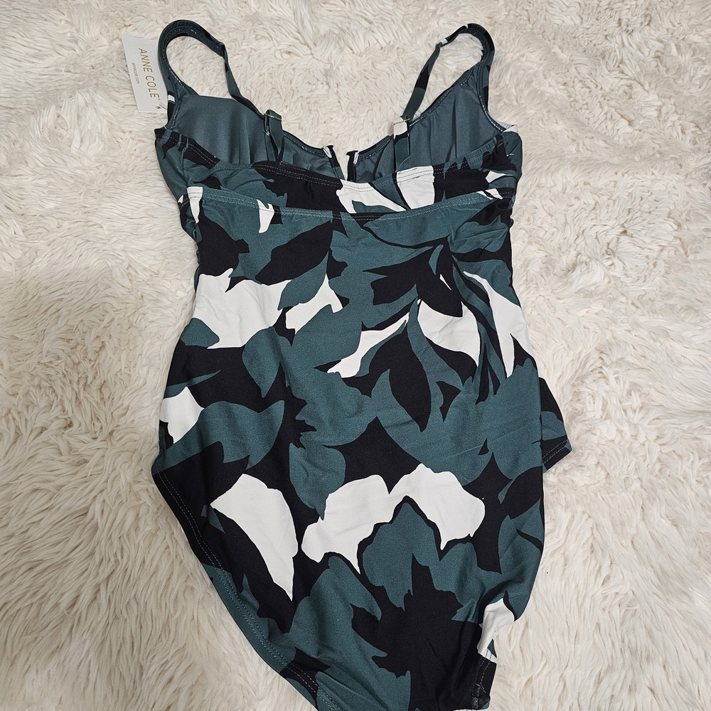 Stylish Womens One Piece Swimsuit - Green and Black - Picture 5 of 6